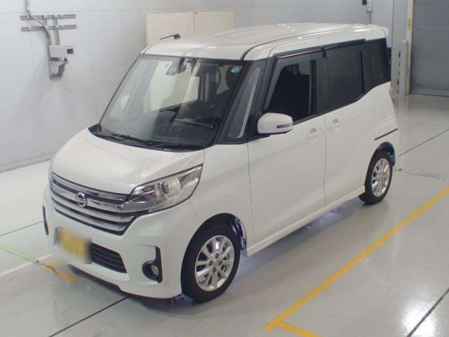 3172 Nissan Dayz roox B21A 2015 г. (CAA Chubu)